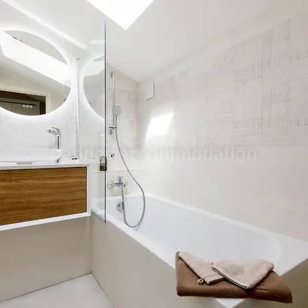 Fougere Apartment
